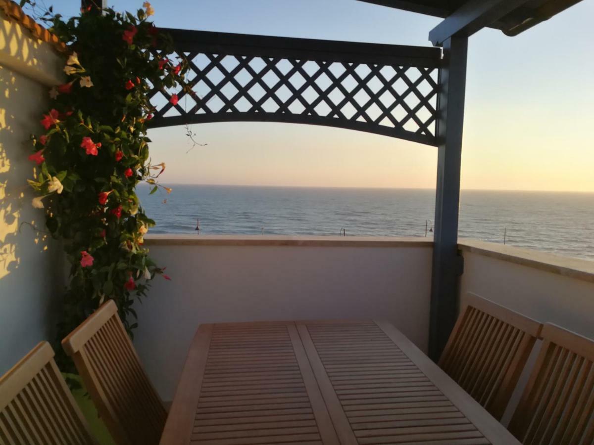 Il Filo Blu Casa Vacanzeアンツィオ エクステリア 写真