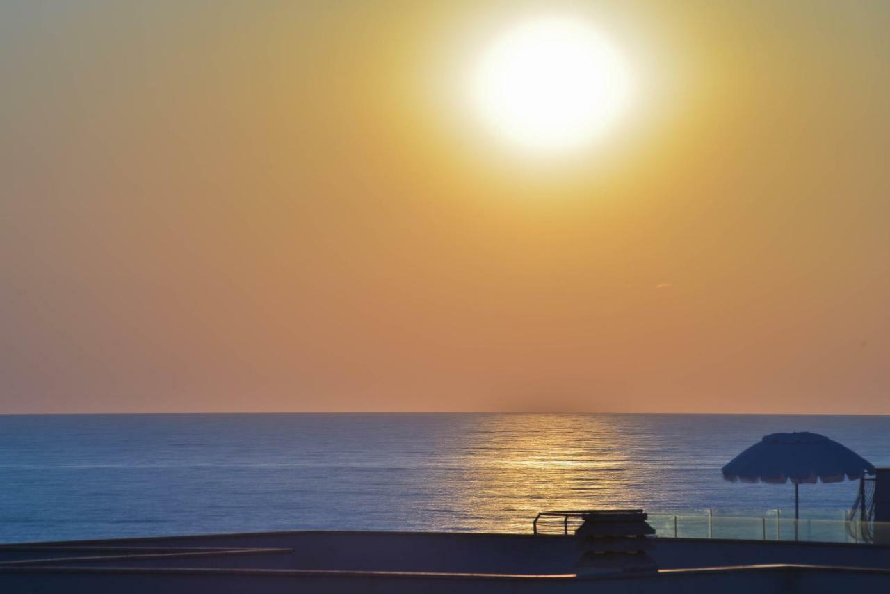 Il Filo Blu Casa Vacanzeアンツィオ エクステリア 写真